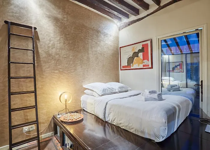 In Heart Of Marais By Prestige Paris